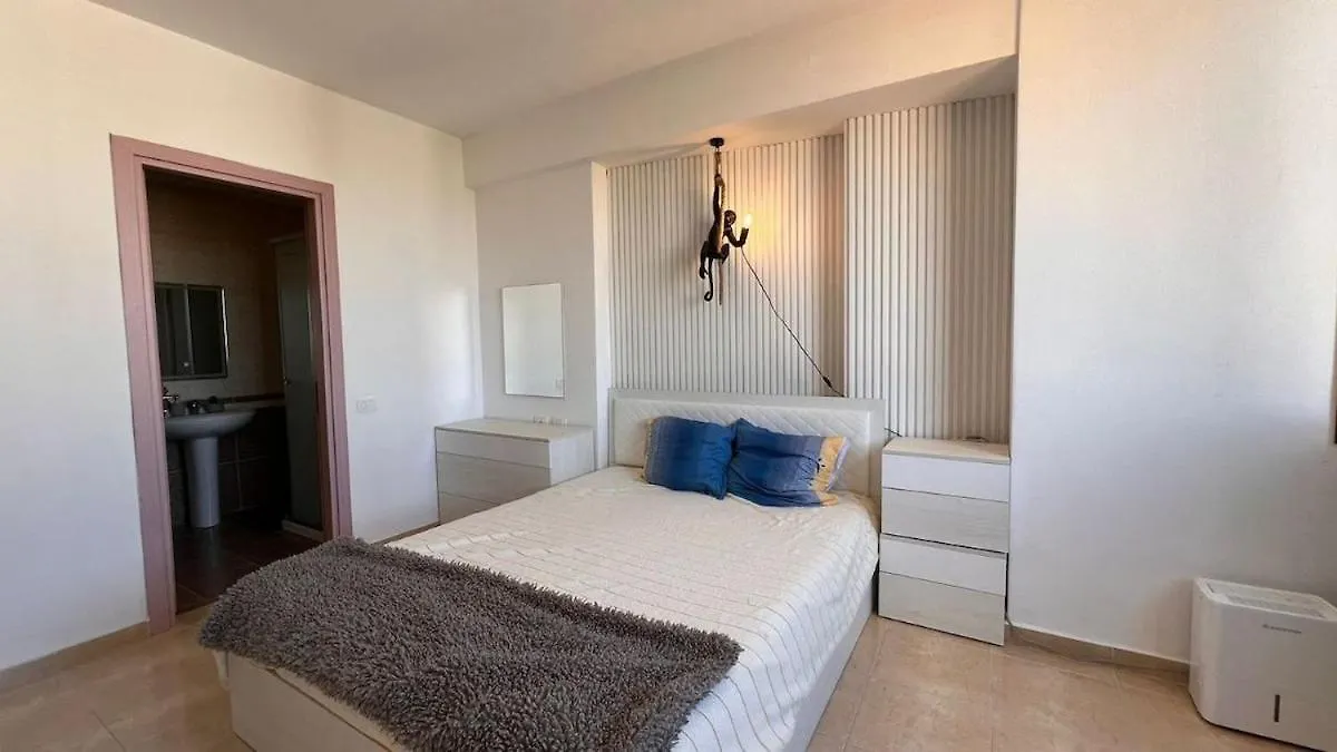 Tropical Apartment Durres 0*,