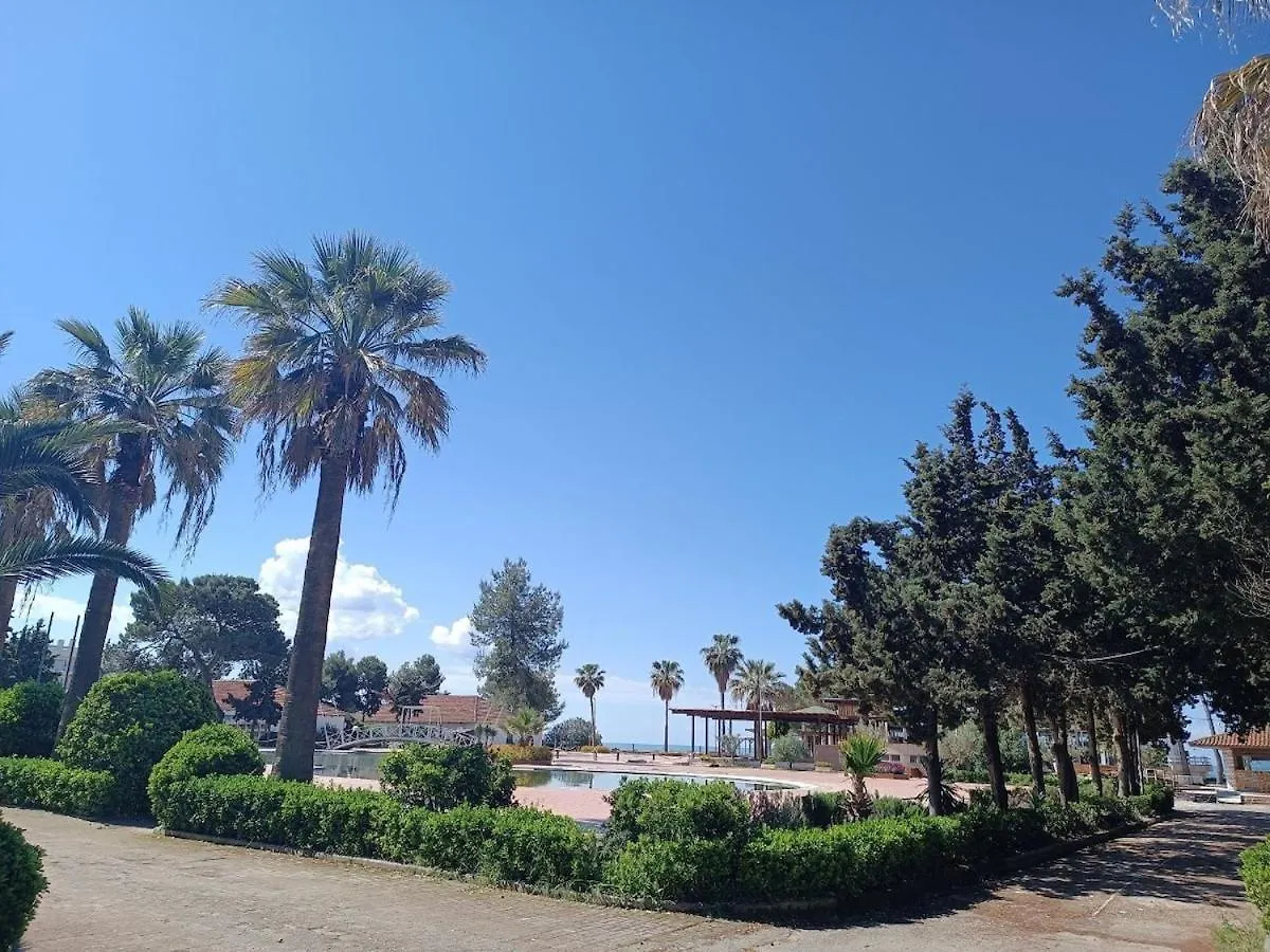 Tropical Apartment Durres 0*,